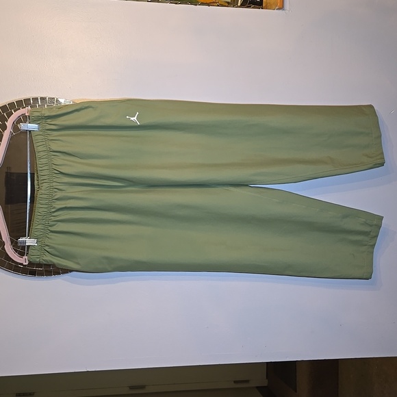 Jordan Essentials Nylon Cropped Pocket Sweat Wicking Trousers Pant - Picture 4 of 15